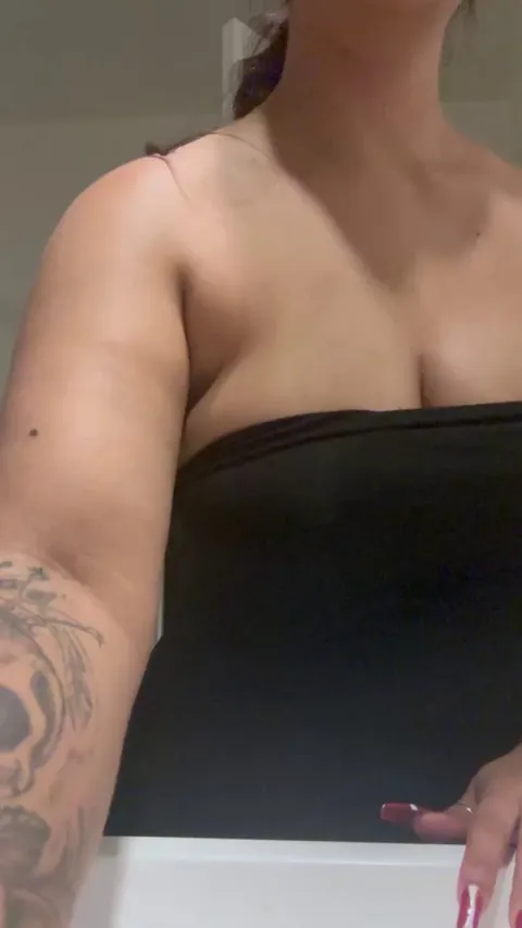 Should I make them bigger or keep it natural ? ☺️