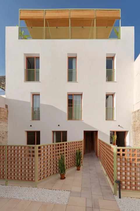 Residential Building in Malaga, Spain - Enlosdedos architecture (2024)