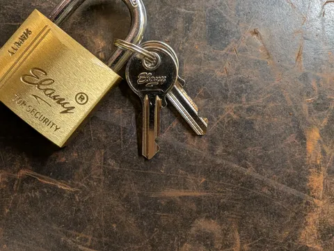 My Padlock key only has a groove for one pin