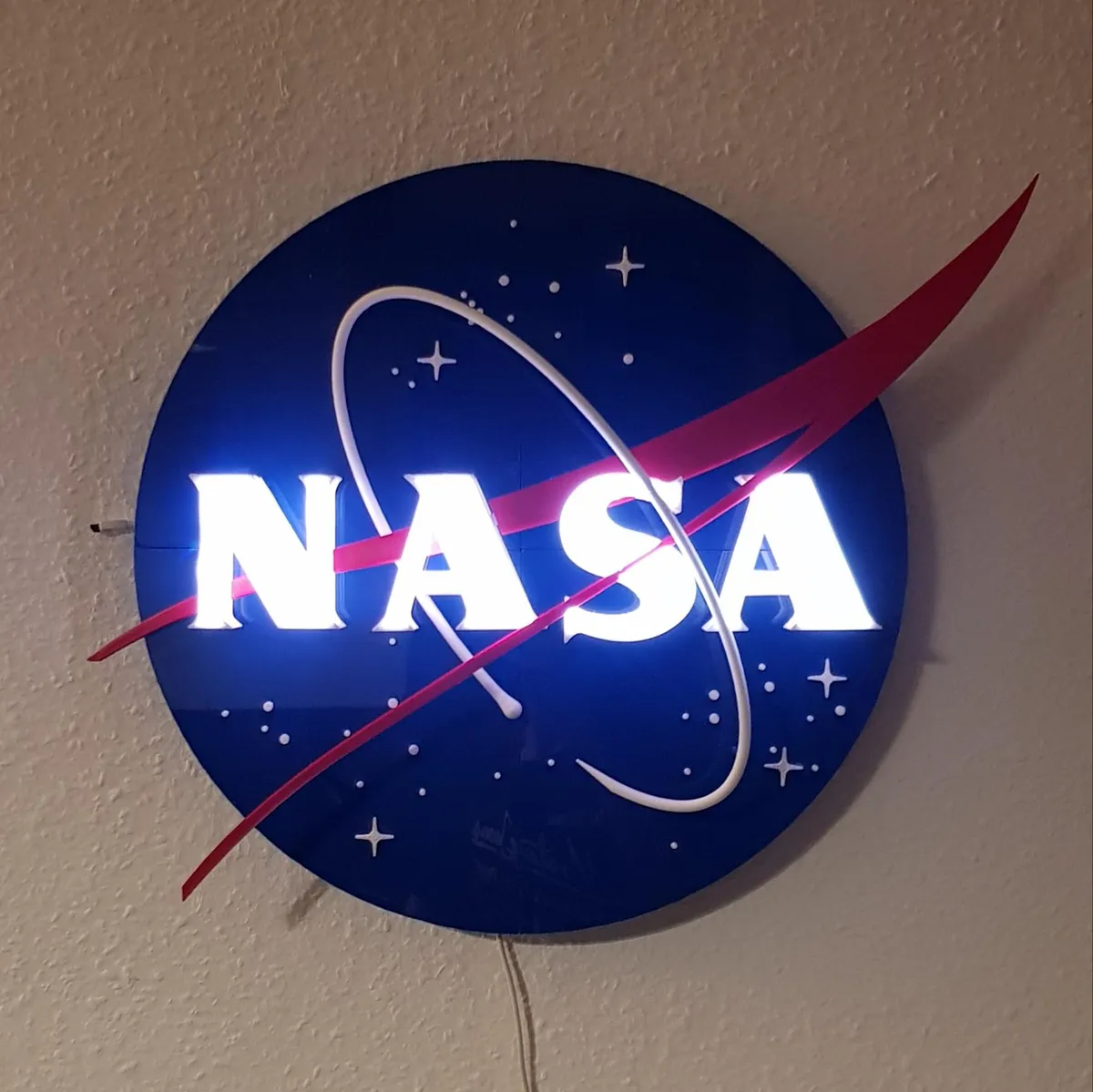 I 3D printed myself a illuminated NASA Insignia
