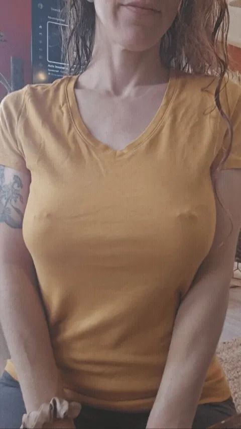 Some bouncy pokies to start the week off right