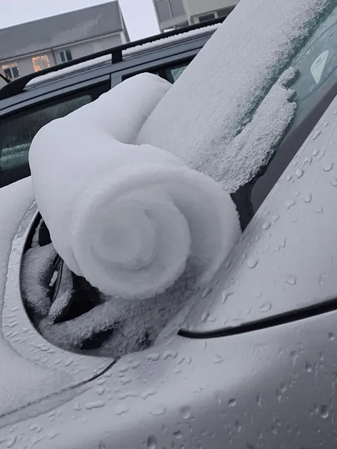 The way the snow rolled down on my windshield