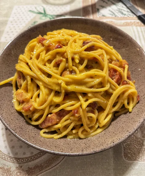 Spaghetti carbonara - [homemade]