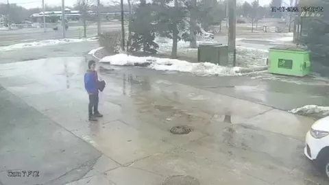 I don’t want a stinkin’ towel dry! (Friend sent this to me)