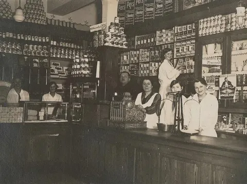 the first ever Aldi store in Essen,Germany,1930