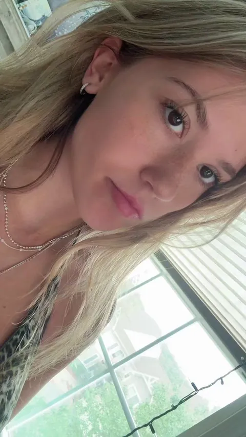 F18 Am I hot for my age?
