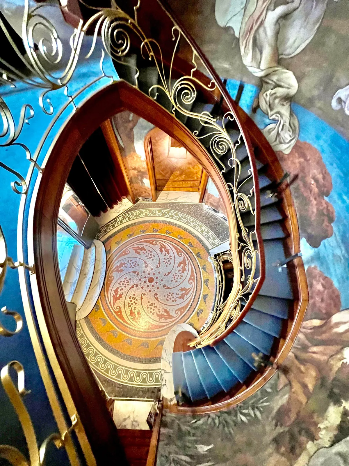 Elements of Art Nouveau architecture in Brussels (1893-1914)