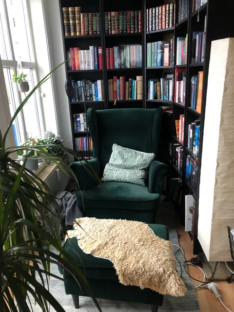 Since we are moving, I had to say goodbye to my reading nook today