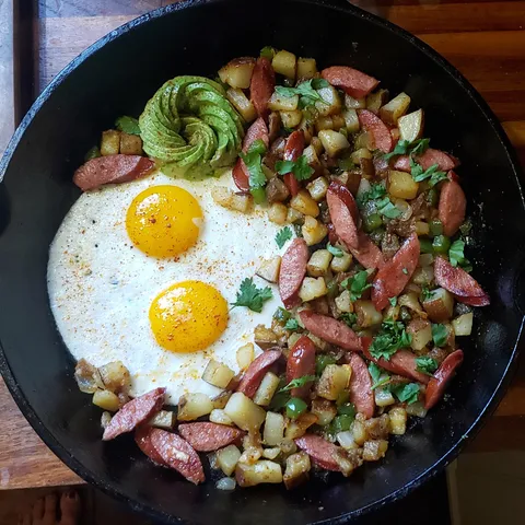 [Homemade] smoked sausage hash and eggs
