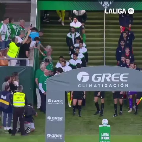 In the recent match vs Osasuna , The Real Betis players walked out with the 11 oldest members of the club
