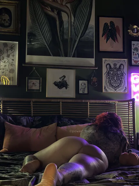 Come and slide in to me