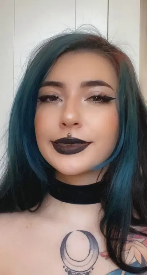 Hello guys, I’m here again🥵