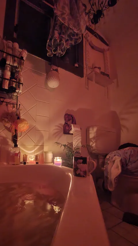 I know it's just a bathroom, but it was the cosiest I had felt in a long time