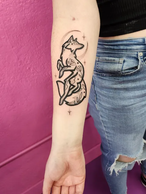 Floral fox. Done at Baker's Dozen Tattoo. Olympia, WA 