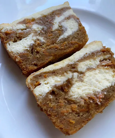 My girlfriend’s carrot cake with cheesecake swirls!