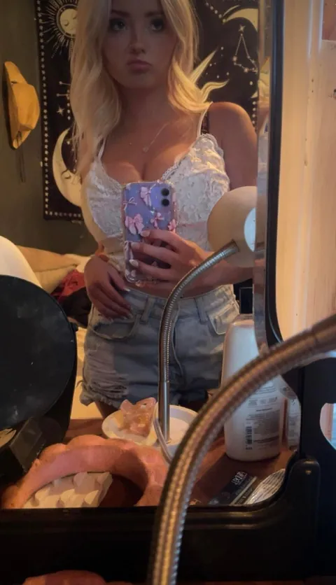 I think I have a good sense of humor to take it good, prove me Im wrong 22F