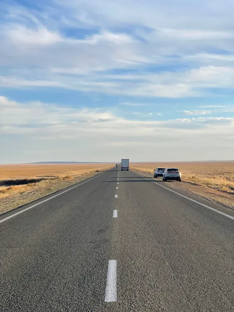 I Drove an Electric Car from Germany to China : 12,500km in 30 days.