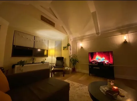 My last apartment from day to night