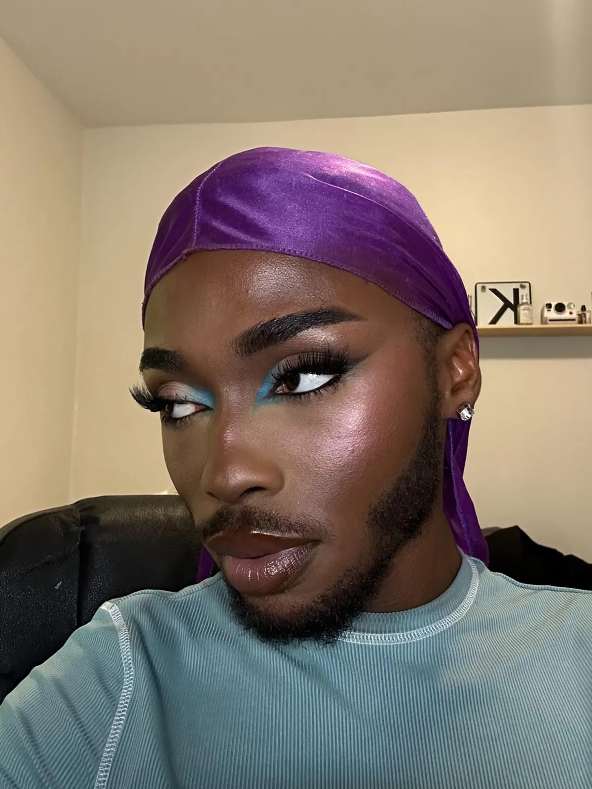 pop of colour🩵💜