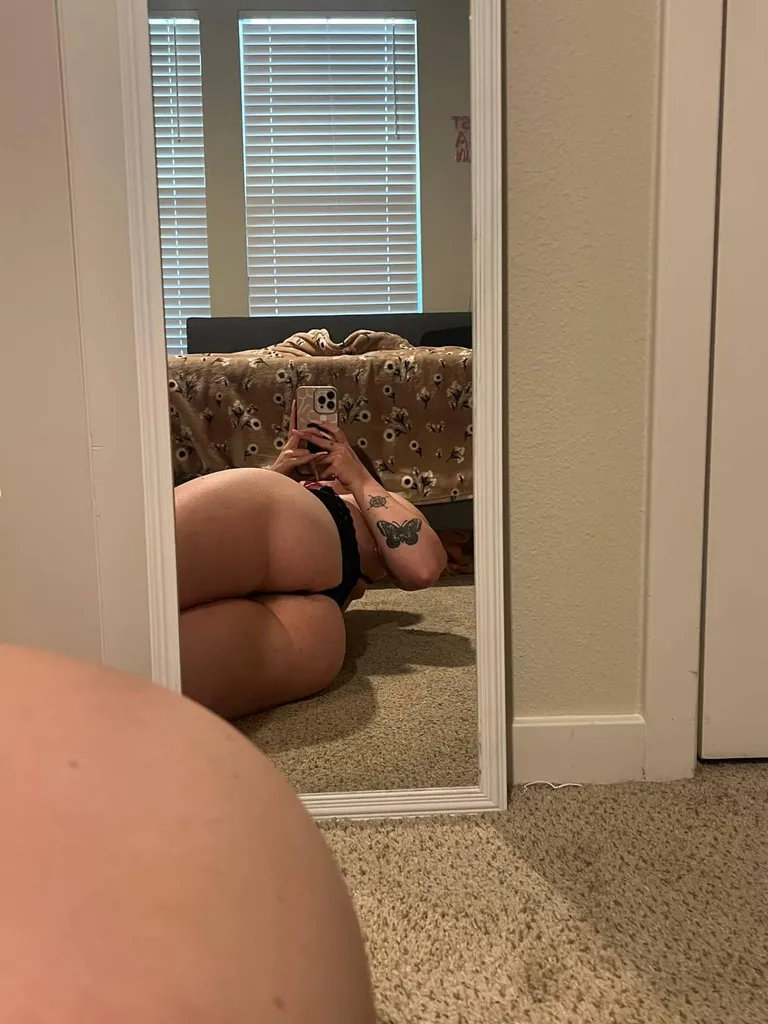 Can you handle big juicy 19yo booty?