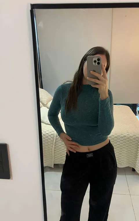 Real 34yo milf...would you hit or nah