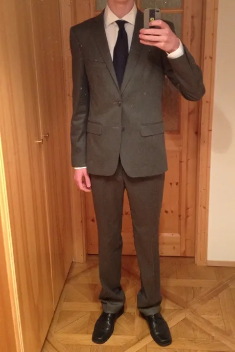 15 y/o trying hard not to look like an idiot tomorrow - how am I doing? 