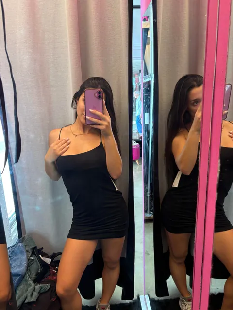 I definitely think I'll buy this dress, but I think I like how I look in the 3 one better
