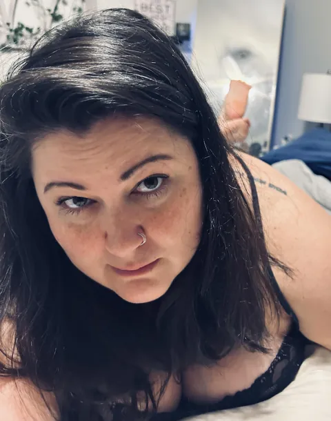 Hi there 🤭I’m a little shy