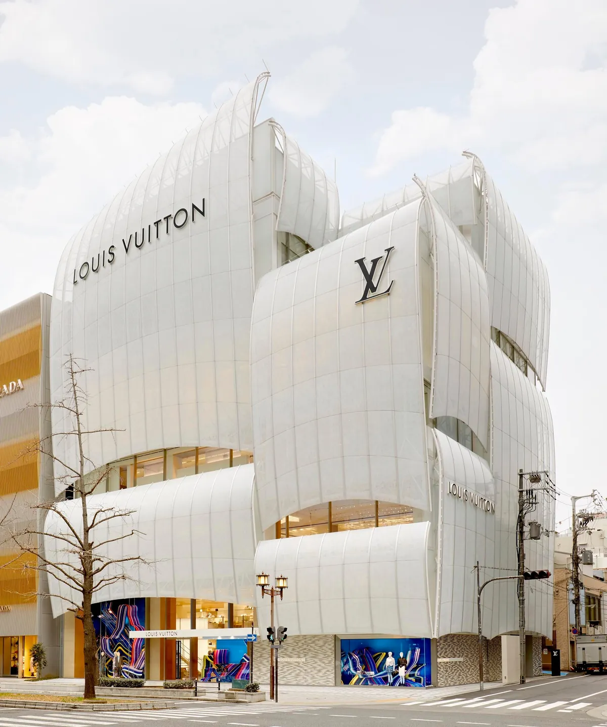 Louis Vuitton Maison Osaka Midosuji by Jun Aoki &amp; Associates, 2019. Osaka, Japan