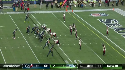 [Highlight] JSM dunks the football after TD catch