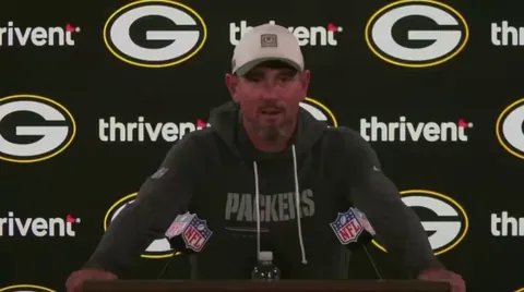 [Highlight] Matt LaFleur on Mike Ditka: "Sometimes in life, there are things that happen that are more important than football. So I just wanted to offer my condolences to the Bears and the Ditka family in memory of Mike Ditka. Obviously a true legend of the game as a player, as a coach."