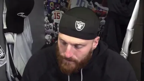 [Highlight] Raiders DE Maxx Crosby on the No. 1 overall pick being on the line vs. the Giants on Sunday: “Yeah, I don’t give a sh*t about the pick. I don’t play for that. My job is to be the best defensive end in the world.”