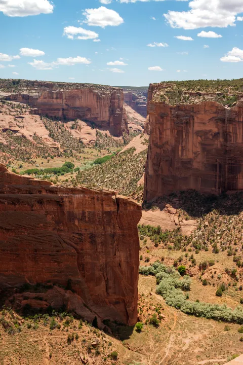 Canyon De Chelly, Navajo Nation, AZ USA [OC] [3594x5391] Saw someone else's post of the canyon and wanted to share one of my shots as well :)