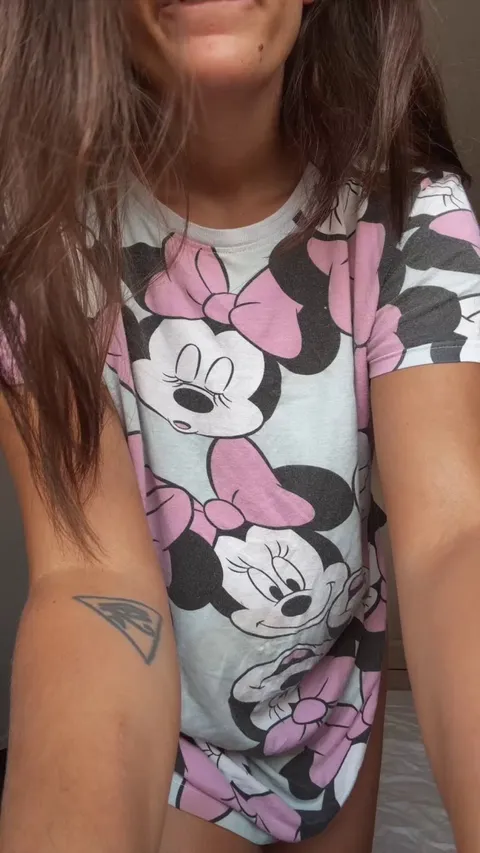 Disney girl on off :)