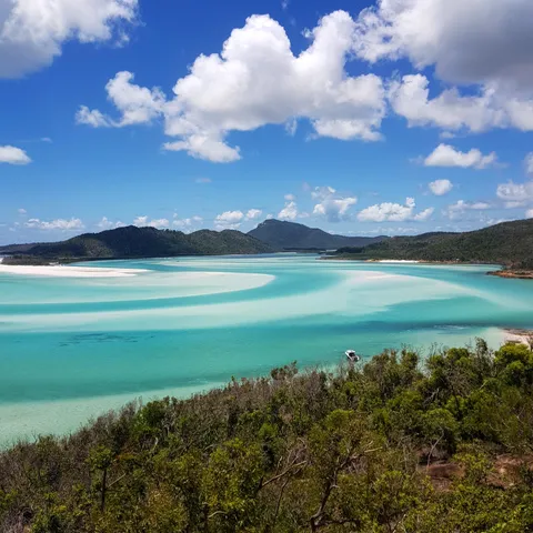 Spent the days between Christmas and New Year in the Whitsundays. This is Whitehaven Beach