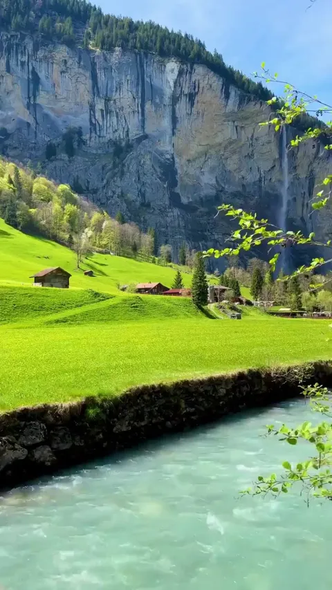 🔥 🇨🇭Switzerland in TWO different Seasons