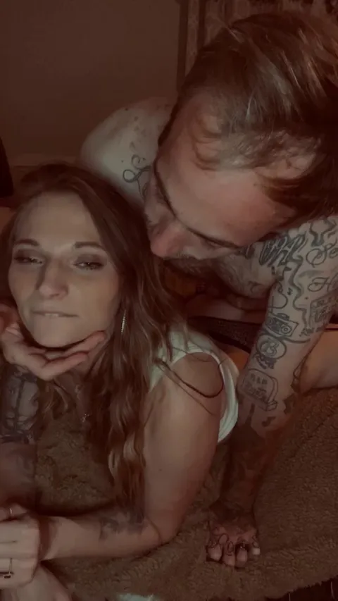 Sent this to my hubbby while he’s working. He FaceTimed back and watched as he filled my little pussy