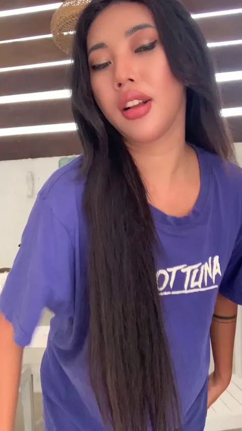 Appetizer in the front, full meal at the back