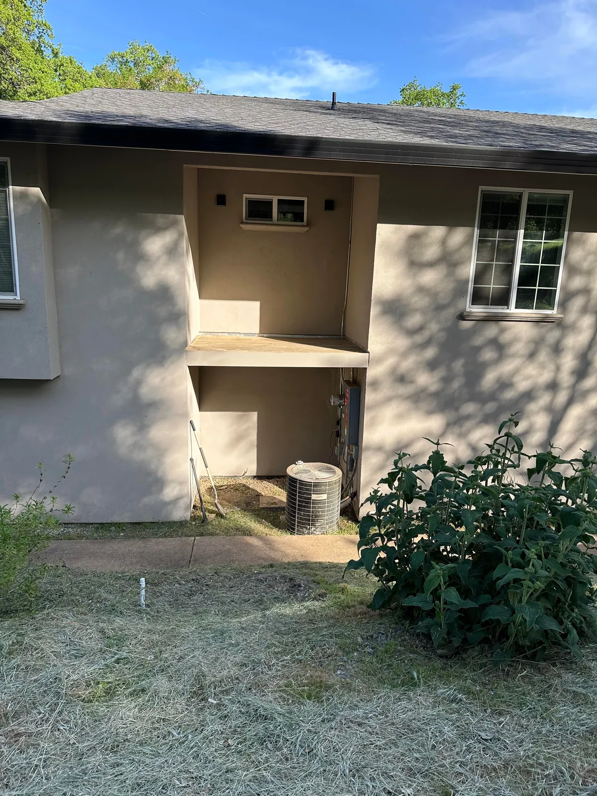 What do we do with this deck that has no access to it? Any creative ideas?