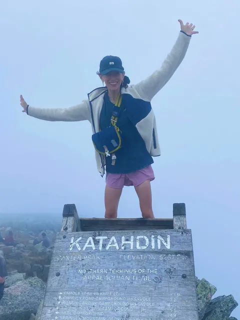 42F, wannabe travel blogger. I live in a van and walk dogs for money. Life’s great, knock me down