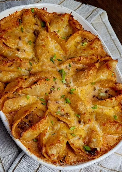 [Homemade] Taco shells on top of street corn and rice