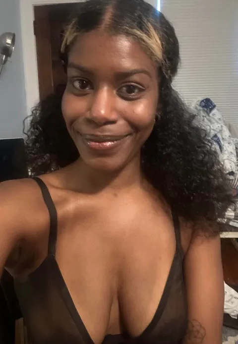 Felt cute, here’s some titties