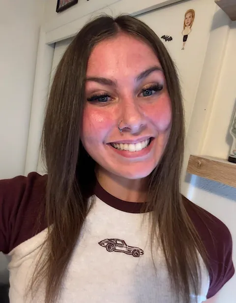 Are moms like me hot? 🙋🏻‍♀️➡️ f26