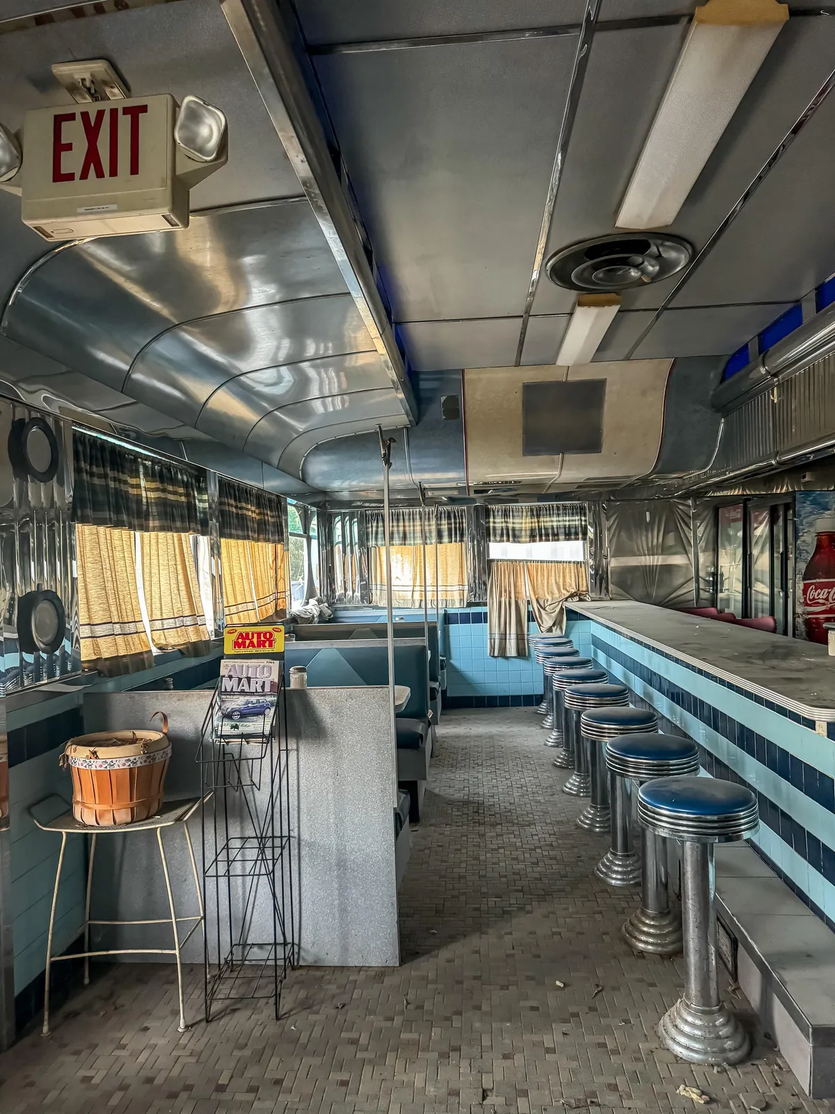 Abandoned diner closed since 2015 