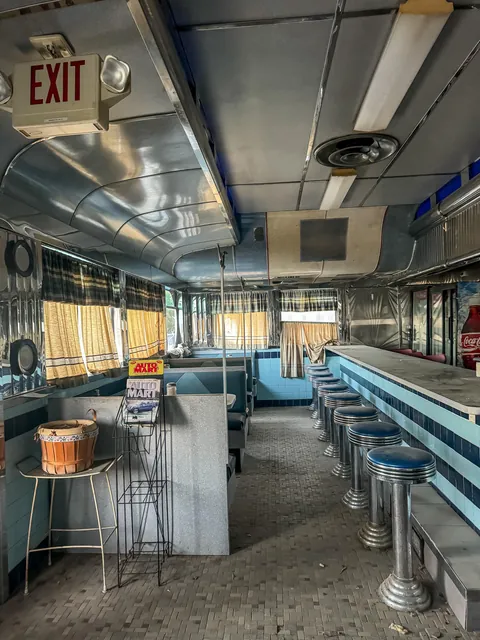 Abandoned diner closed since 2015 