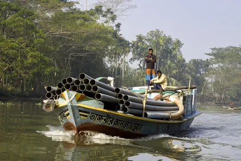 Bangladesh - a country with very few tourists sights and very welcoming people