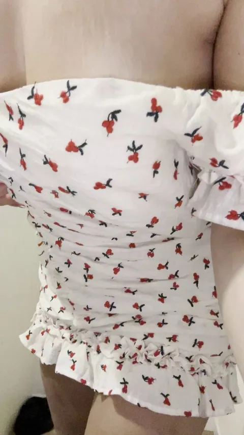 your roomate gets naked in front of u