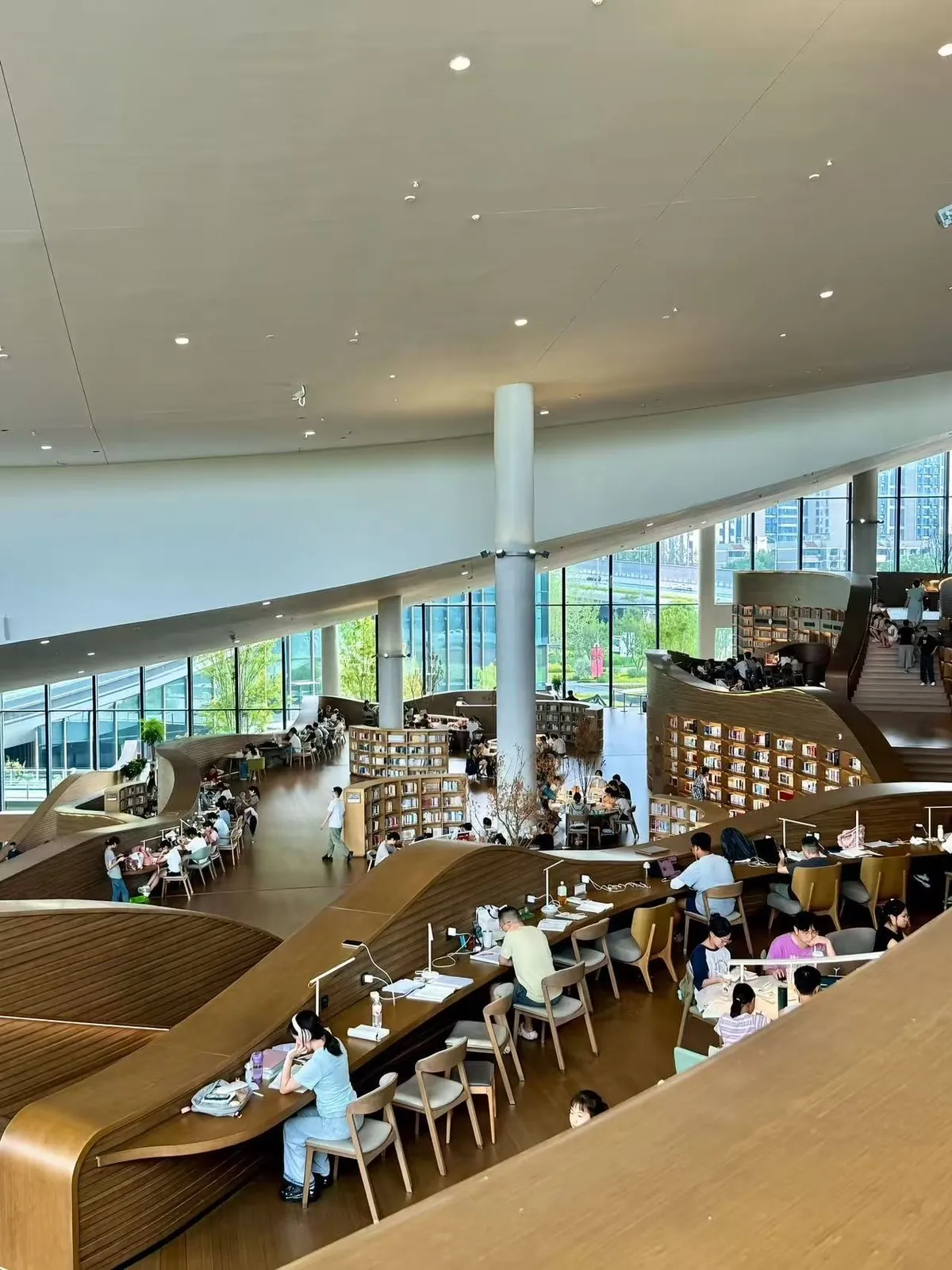 A library in my hometown, which I often visit to read books because it's close to home, in Chengdu, China