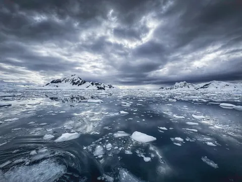 Antarctica from my kayak [4673x5480][OC]