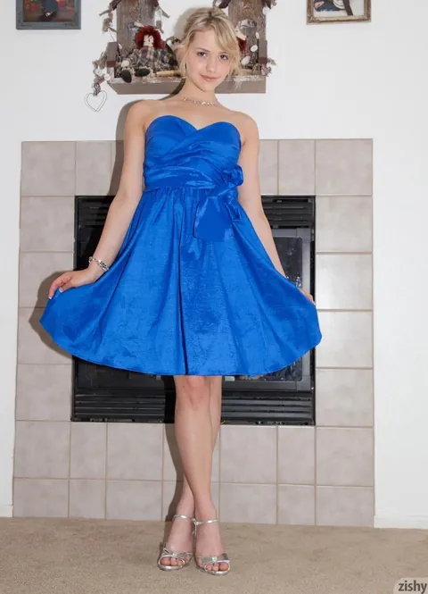 Young Teen Mia Malkova looking cute in Blue Dress